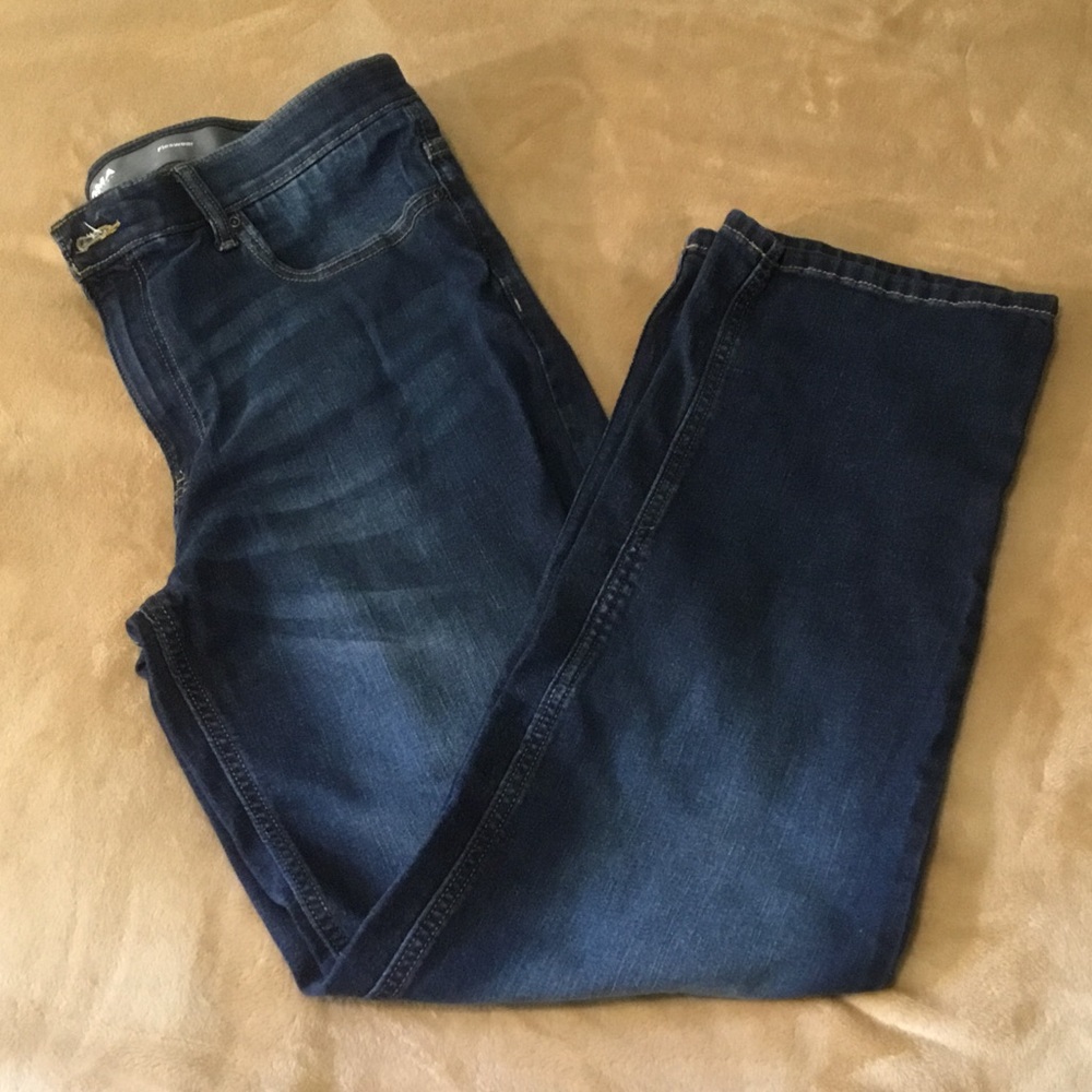 Men's Dark Blue So Flexwear Straight-Leg Jeans